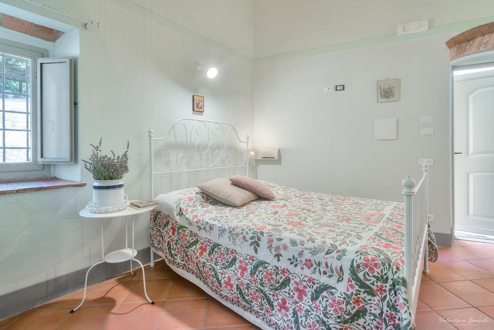 Agriturismo Corzano باربيرينو دي موجيلو الغرفة الصورة