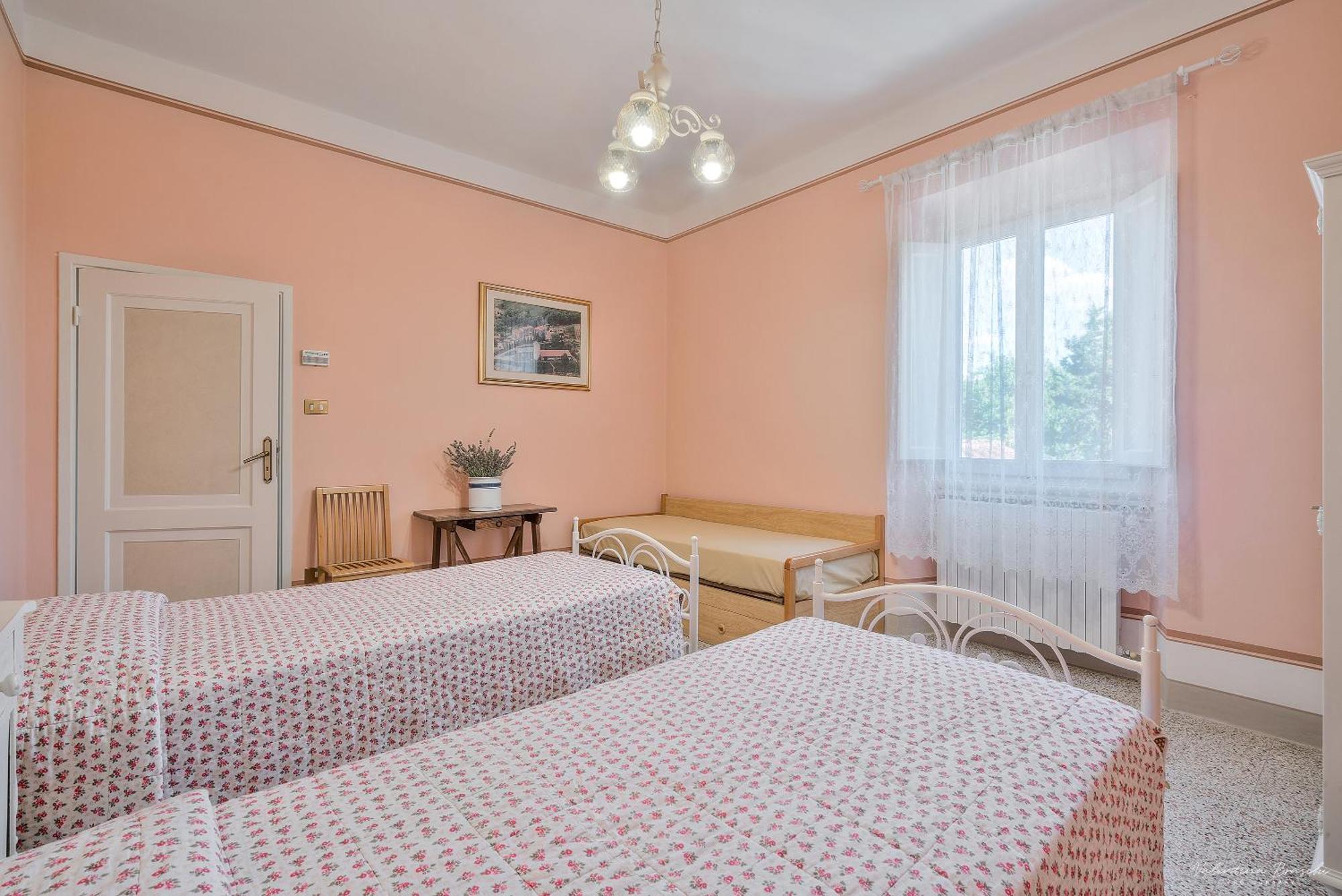 Agriturismo Corzano باربيرينو دي موجيلو الغرفة الصورة